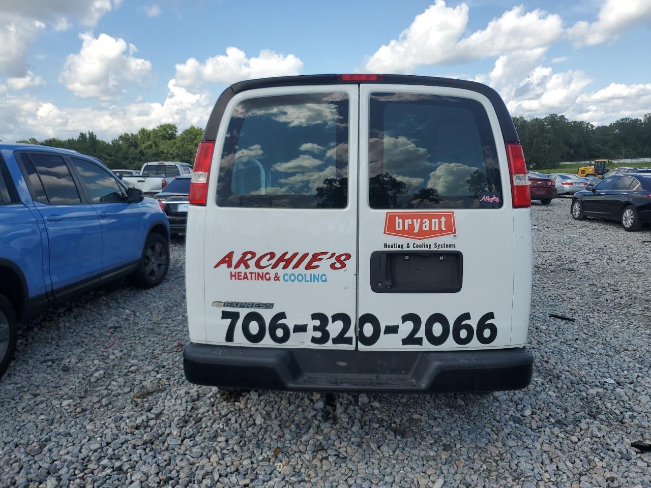 2022 Chevrolet Express G2500 VIN: 1GCWGAFP0N1196149 Lot: 67271105