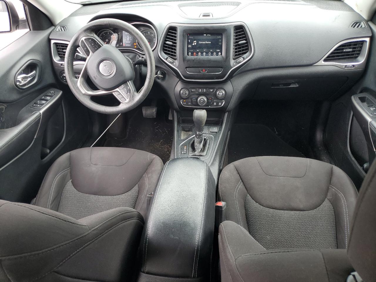 2019 Jeep Cherokee Latitude VIN: 1C4PJLCB4KD266563 Lot: 67404795