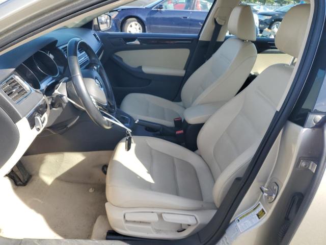  VOLKSWAGEN JETTA 2016 Серебристый