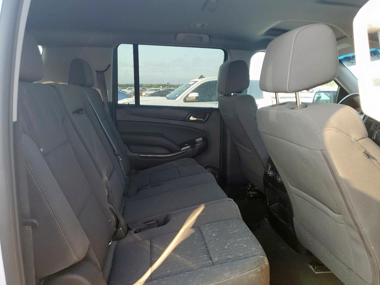 2018 Chevrolet Suburban C1500 Ls VIN: 1GNSCGKC8JR338170 Lot: 67777725