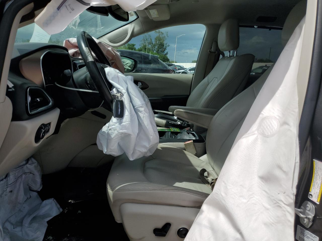 2017 Chrysler Pacifica Touring L Plus VIN: 2C4RC1EG7HR821754 Lot: 81521725