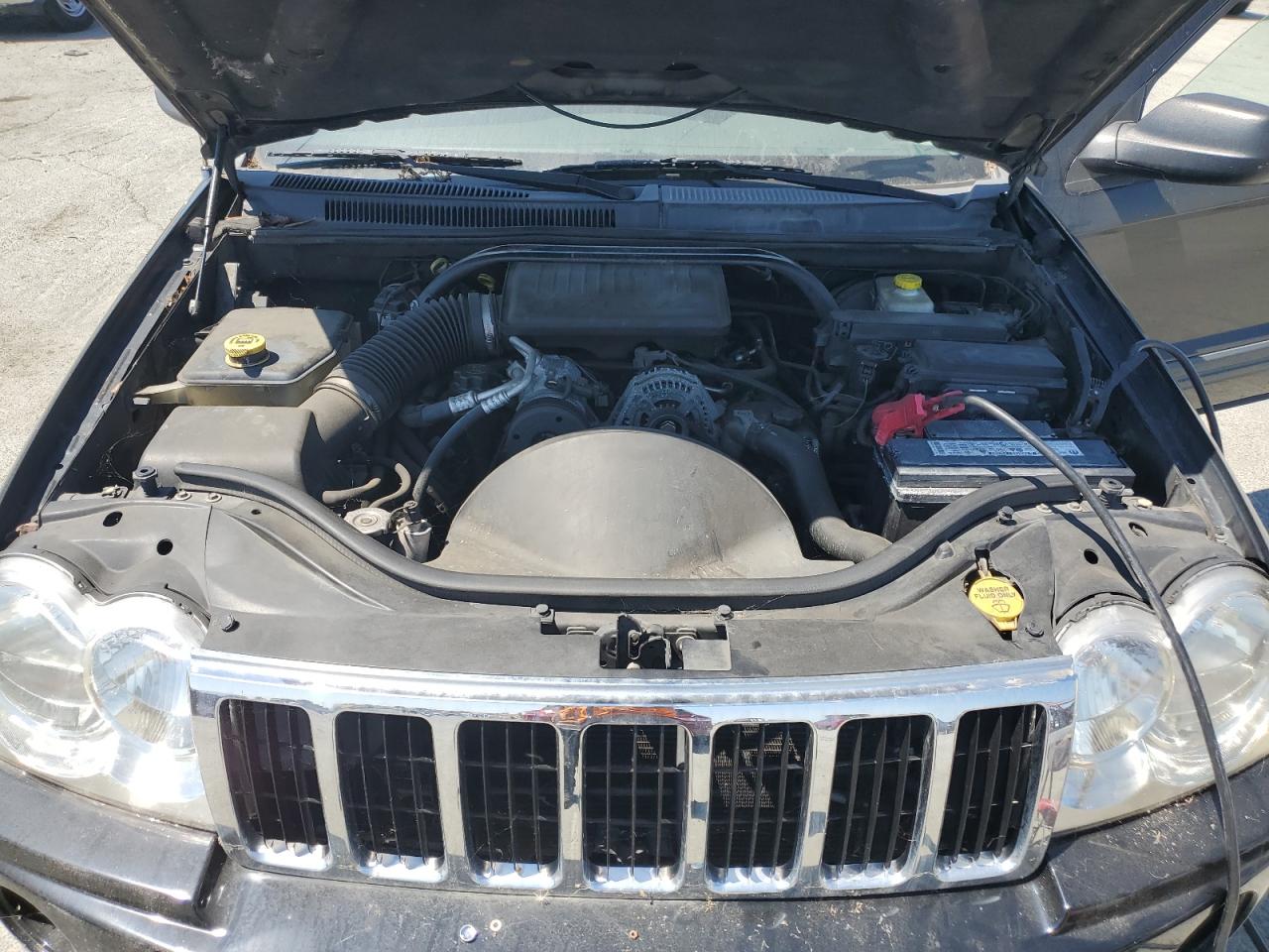 2005 Jeep Grand Cherokee Laredo VIN: 1J4GS48K45C658166 Lot: 70231035