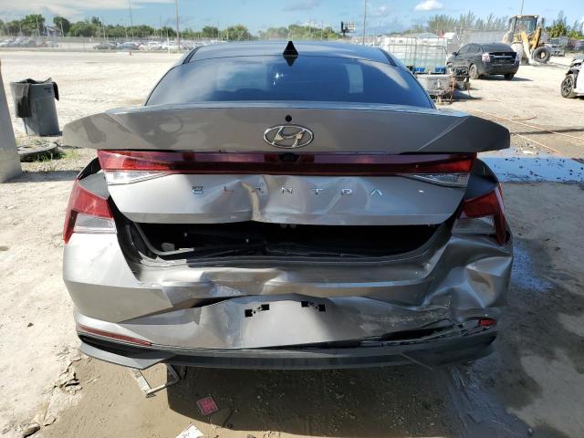 HYUNDAI ELANTRA 2022 Серебристый