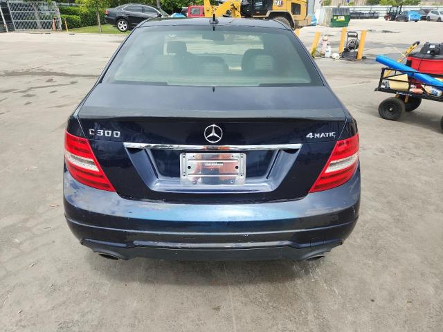 Sedans MERCEDES-BENZ C-CLASS 2013 Granatowy