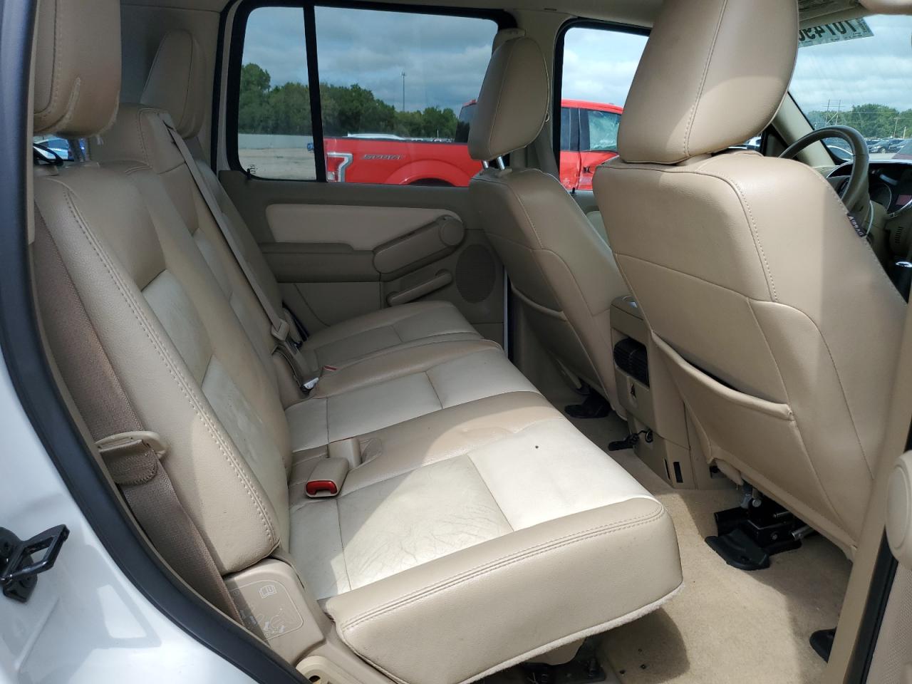 2009 Ford Explorer Eddie Bauer VIN: 1FMEU64E09UA03856 Lot: 70749095