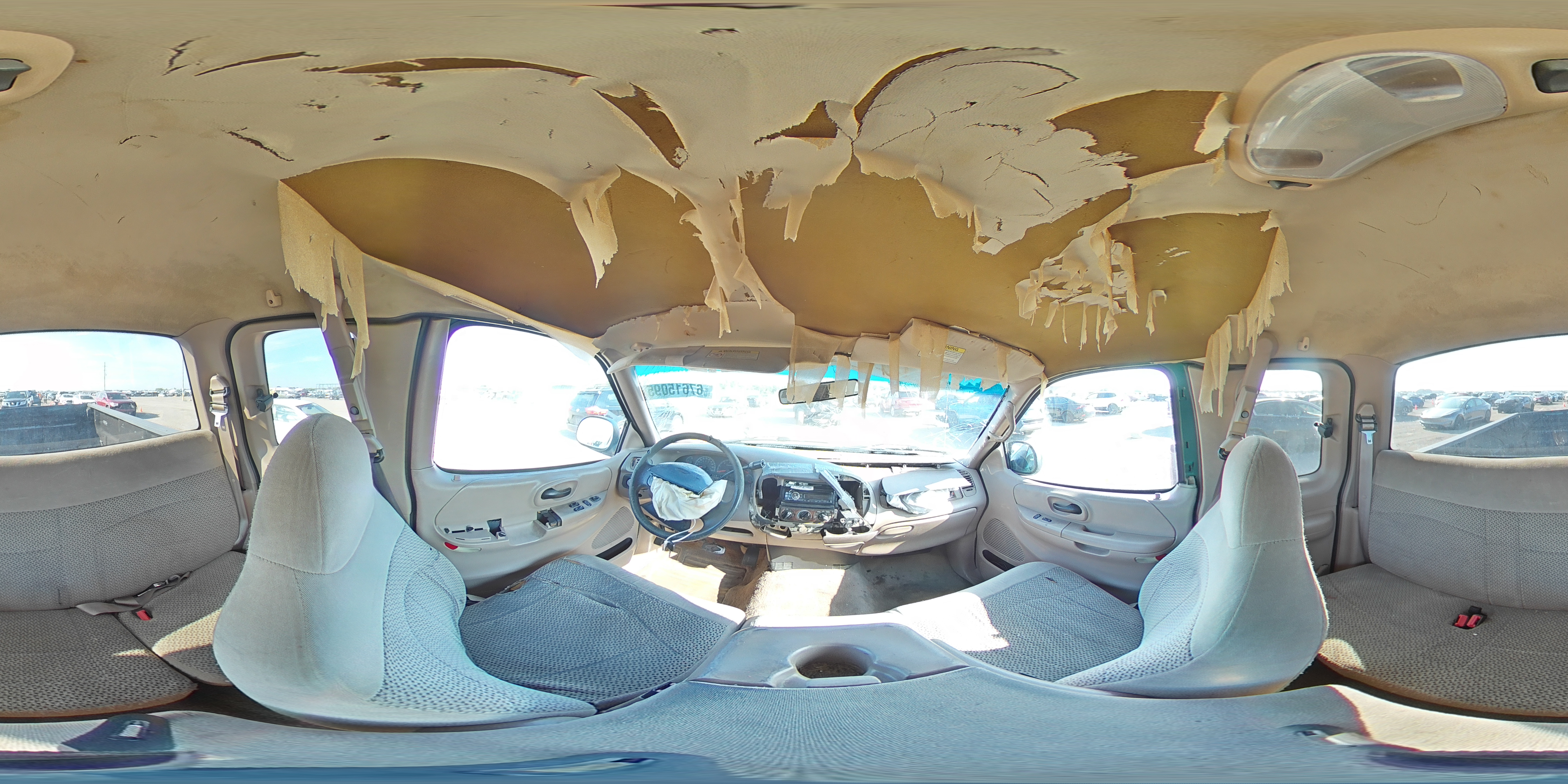 1999 Ford F150 VIN: 1FTRX18L1XKA68328 Lot: 67615095