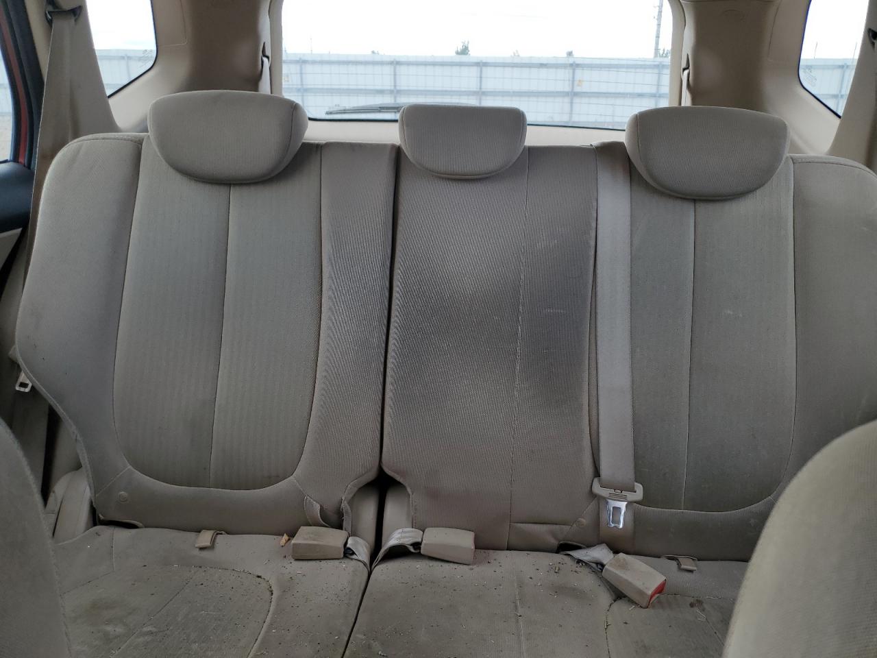 2008 Kia Rondo Lx VIN: KNAFG526987166361 Lot: 69773375