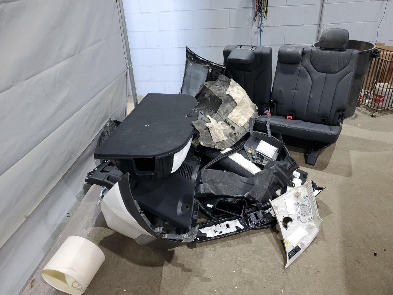 2024 Hyundai Palisade Limited VIN: KM8R5DGE9RU703700 Lot: 70301265