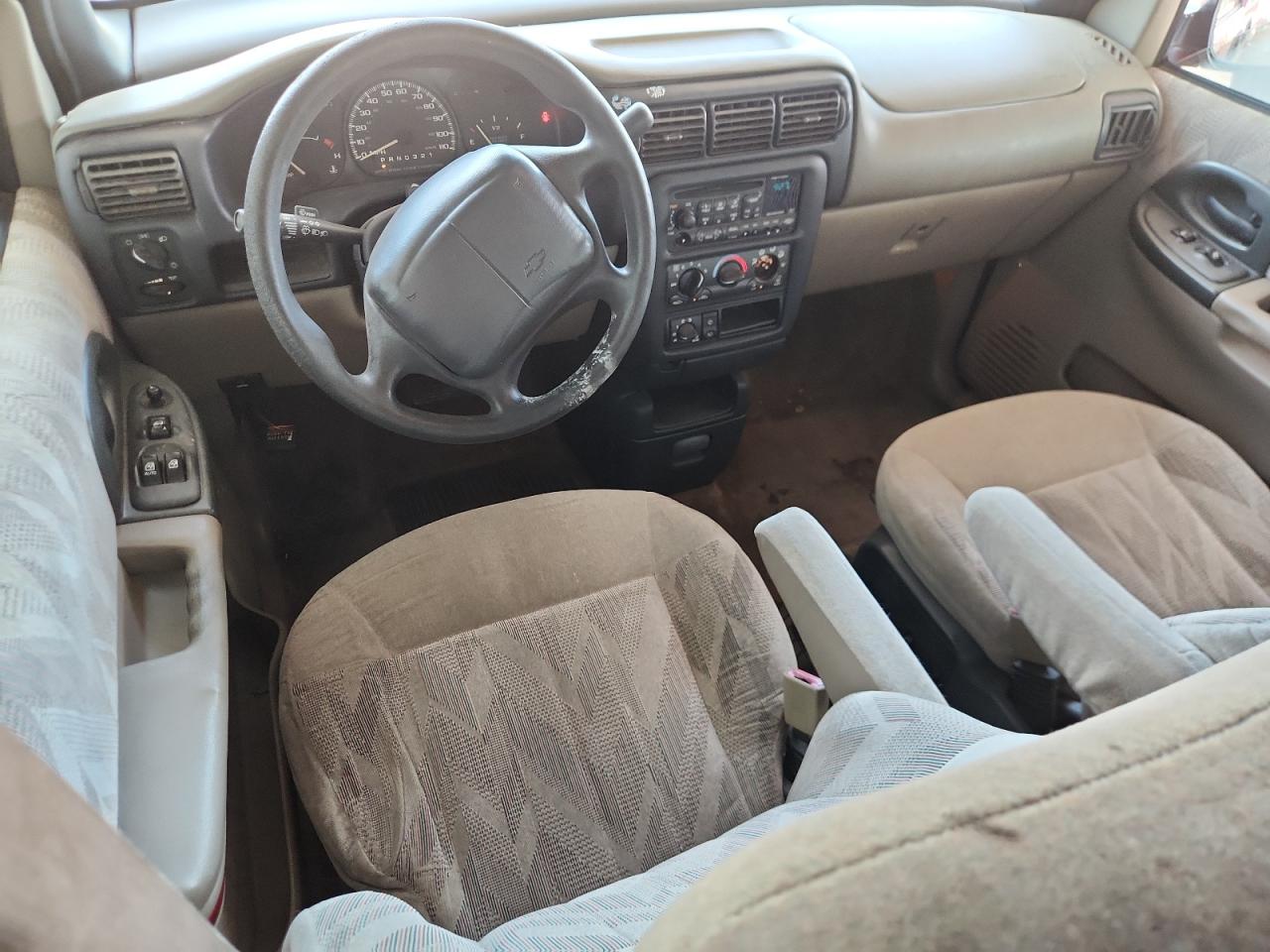 1999 Chevrolet Venture VIN: 1GNDX03E8XD189639 Lot: 69688505