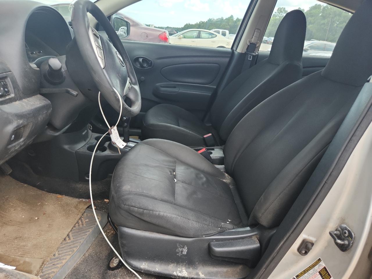 2017 Nissan Versa S VIN: 3N1CN7APXHL828156 Lot: 69078555