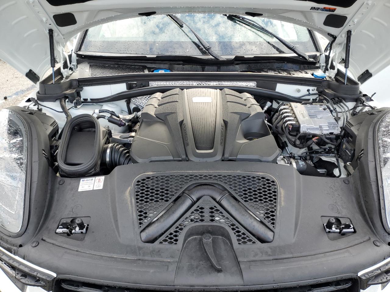 2024 Porsche Macan S VIN: WP1AG2A50RLB40758 Lot: 70636015