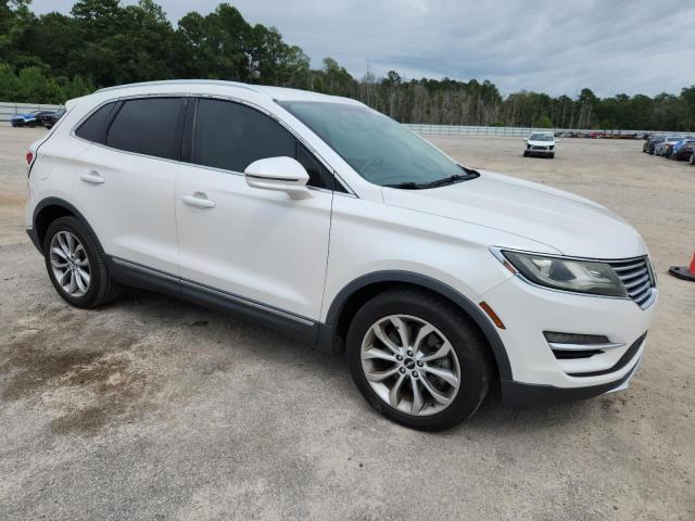 Паркетники LINCOLN MKC 2016 Белы