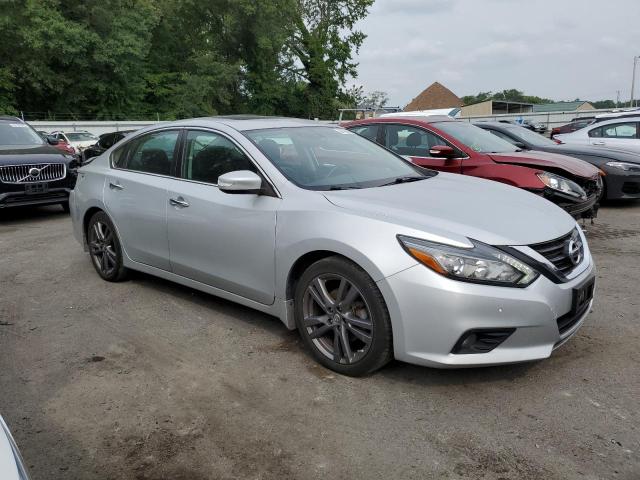  NISSAN ALTIMA 2018 Srebrny