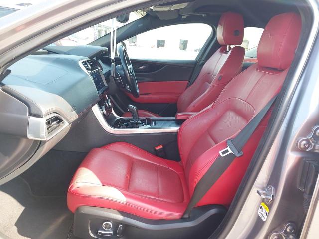 2020 JAGUAR XE 2.0 P250 R-DYNAMIC BLACK 4DR AUTO