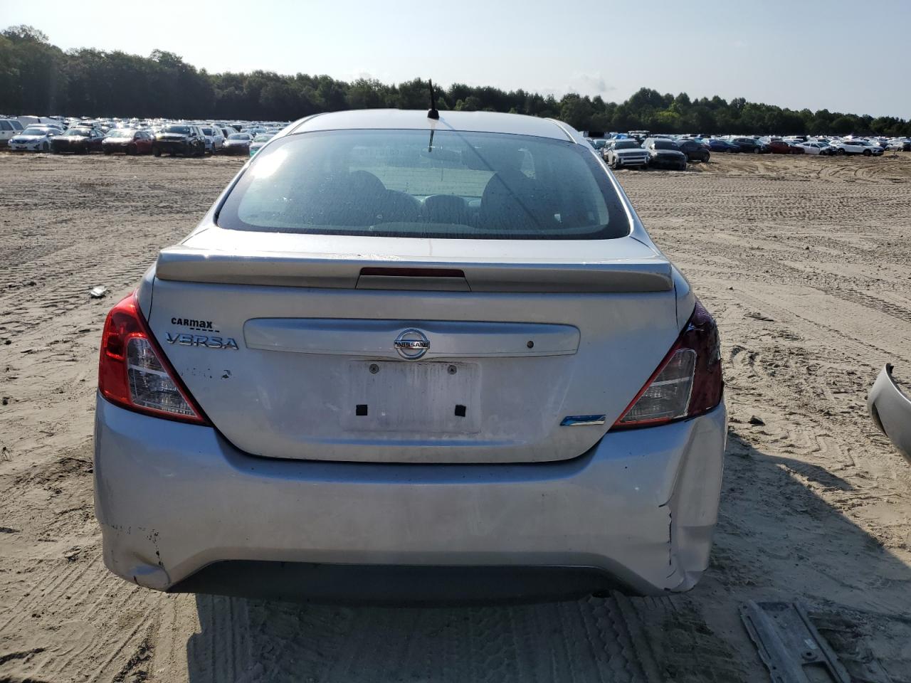 2015 Nissan Versa S VIN: 3N1CN7AP8FL809344 Lot: 68101475