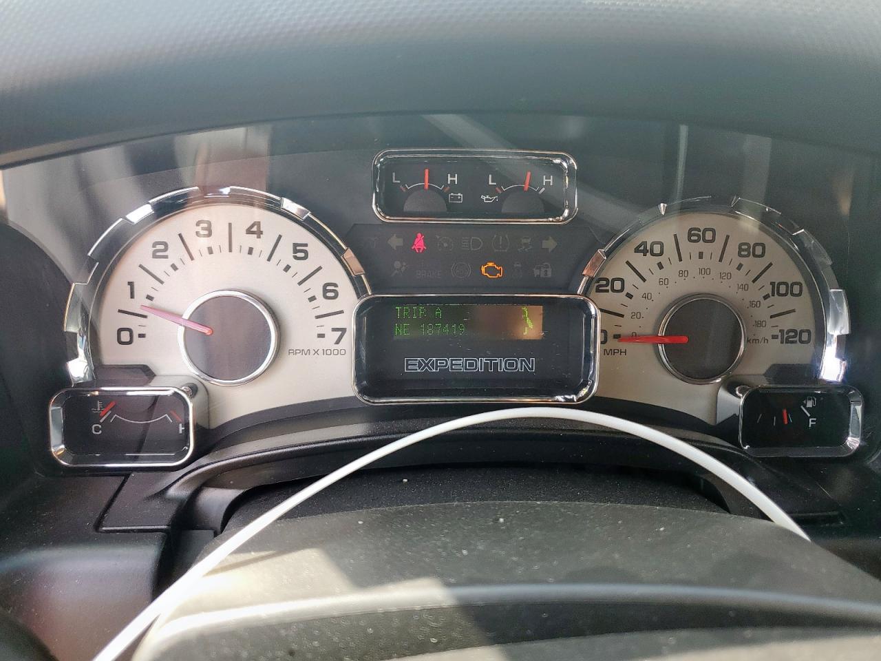 1FMJU1H5XEEF13275 2014 Ford Expedition Xlt