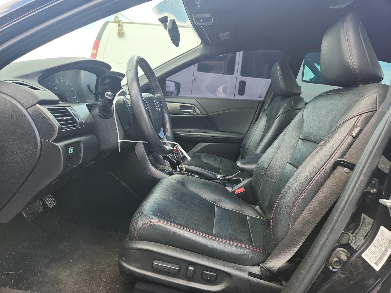 2017 Honda Accord Sport Special Edition VIN: 1HGCR2F11HA250756 Lot: 68528895