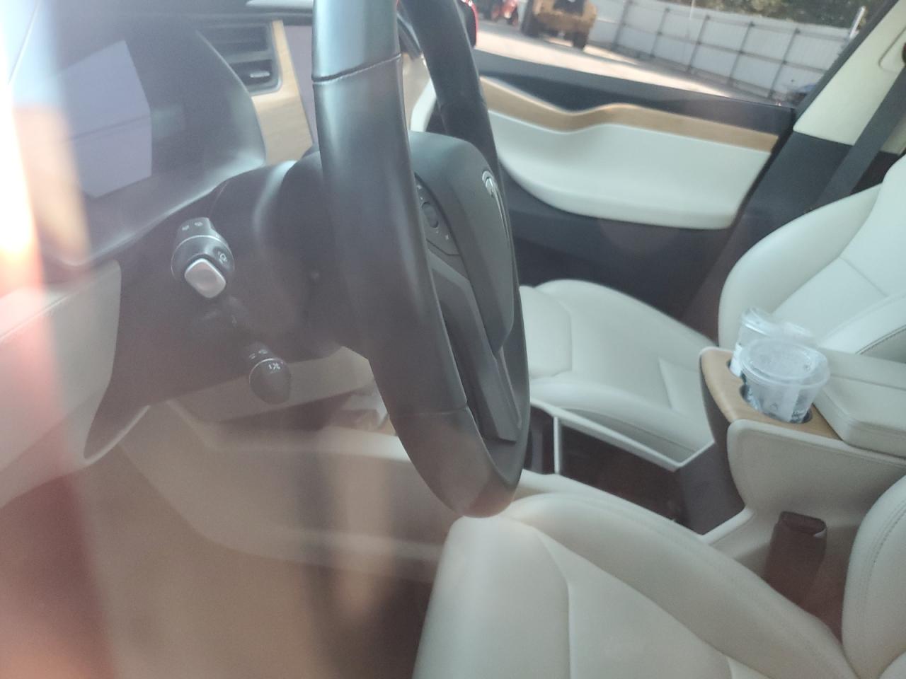 2018 Tesla Model X VIN: 5YJXCDE27JF101403 Lot: 67238395