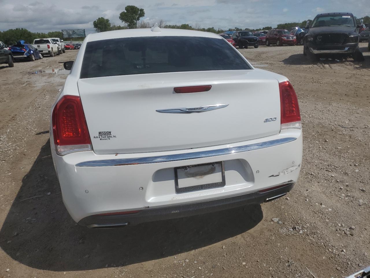 2016 Chrysler 300 Limited VIN: 2C3CCAAG9GH128463 Lot: 68191625