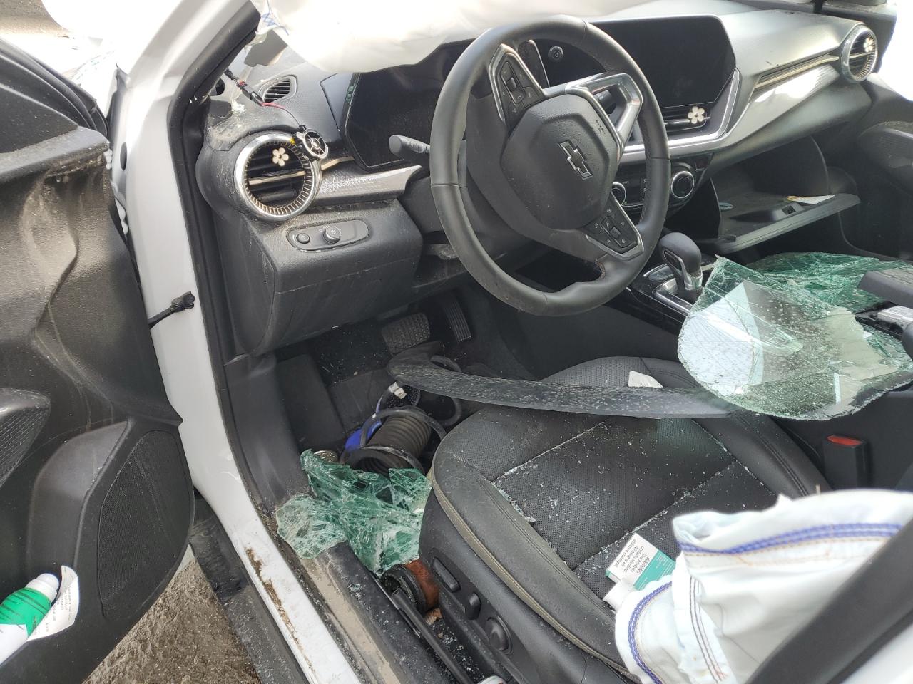 2024 Chevrolet Trax Activ VIN: KL77LKE25RC135558 Lot: 69172365