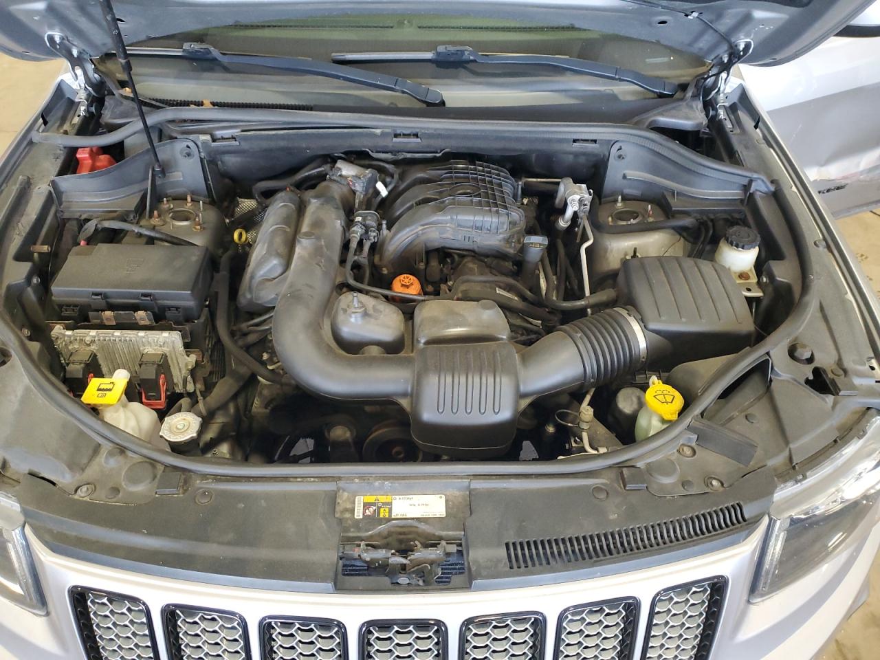 2015 Jeep Grand Cherokee Laredo VIN: 1C4RJFAG2FC157698 Lot: 70369305