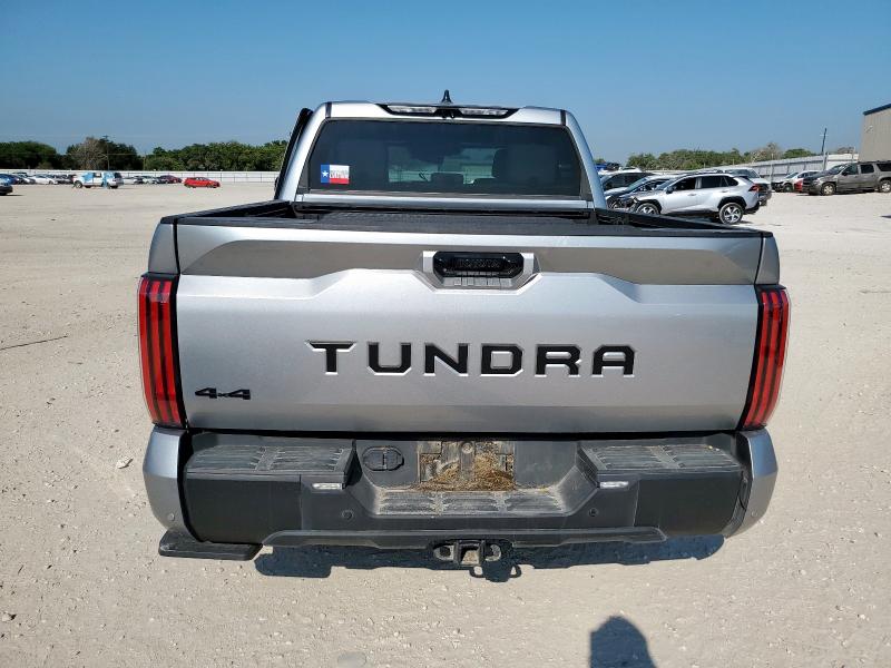  TOYOTA TUNDRA 2024 Srebrny