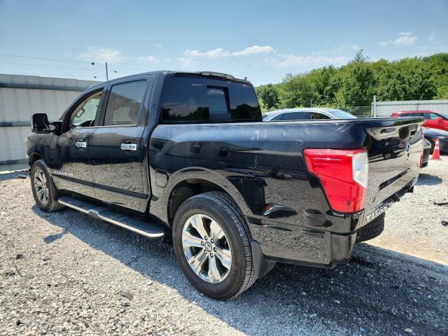  NISSAN TITAN 2018 Черный