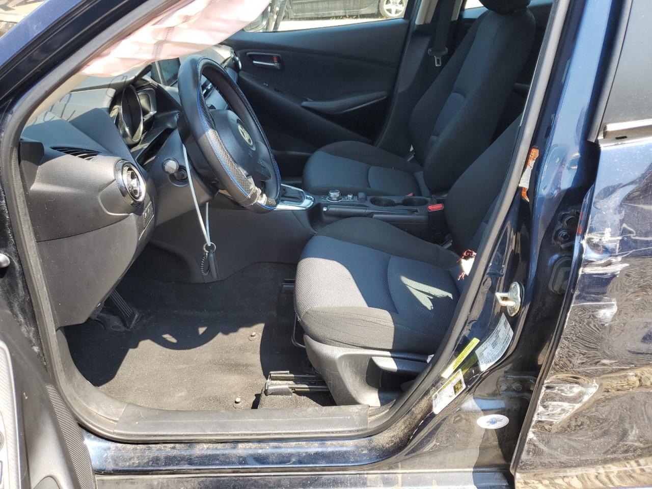 2018 Toyota Yaris Ia VIN: 3MYDLBYVXJY327583 Lot: 69177055