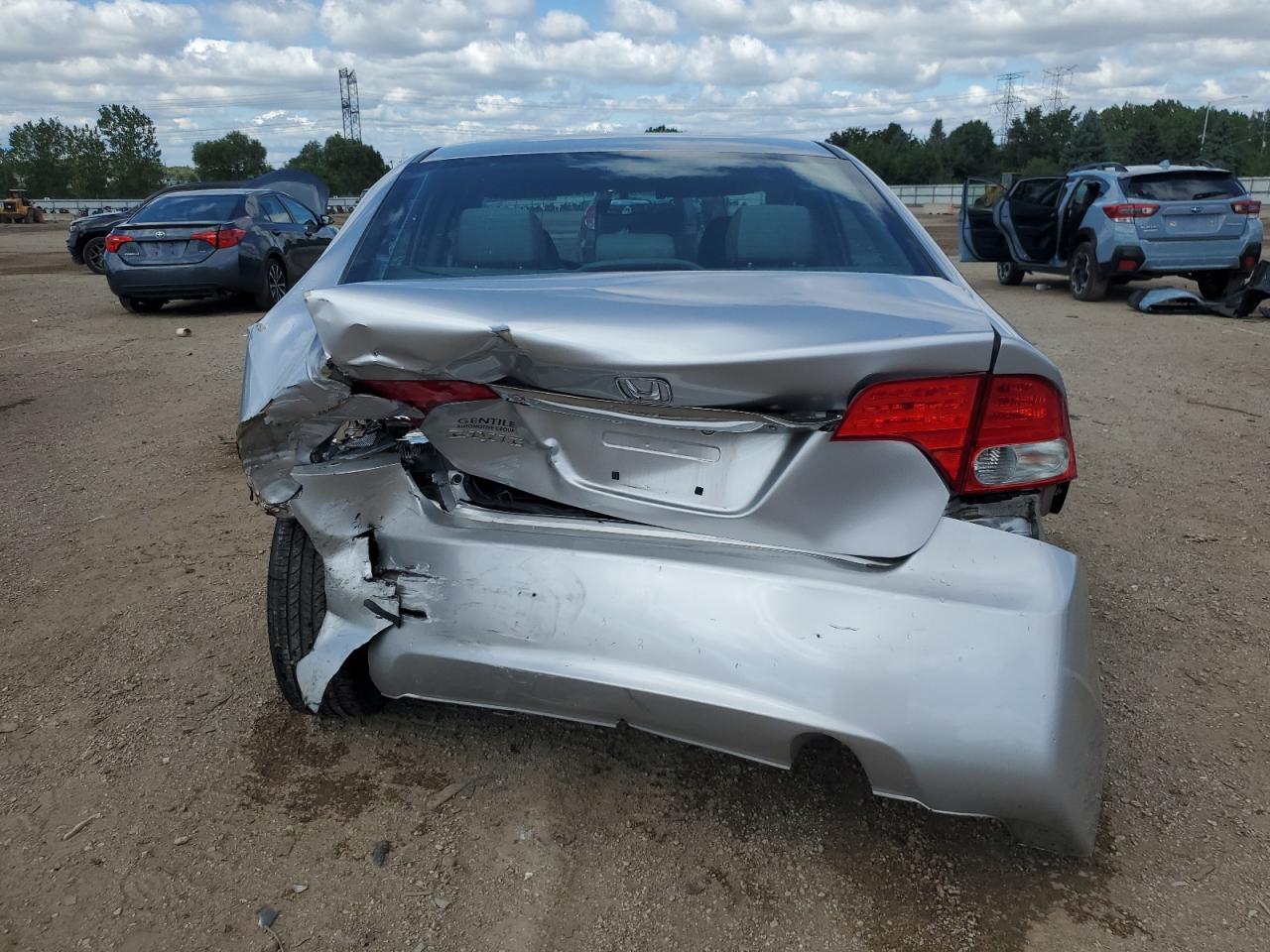 2010 Honda Civic Lx VIN: 19XFA1F58AE043977 Lot: 69683555