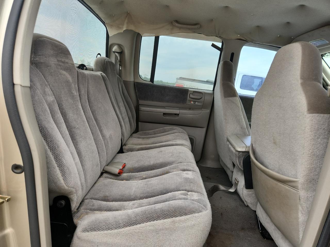 2003 Dodge Dakota Quad Slt VIN: 1D7HL48N53S203580 Lot: 70700295