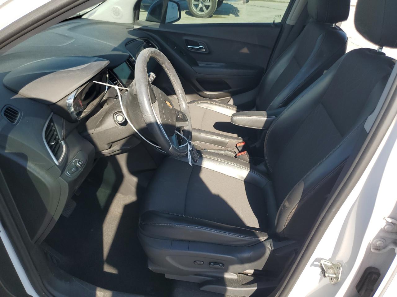 2018 Chevrolet Trax 1Lt VIN: 3GNCJLSB8JL294673 Lot: 71038235