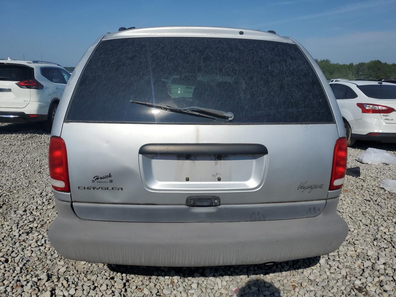 2000 Chrysler Voyager VIN: 2C4GJ2538YR896169 Lot: 69272675