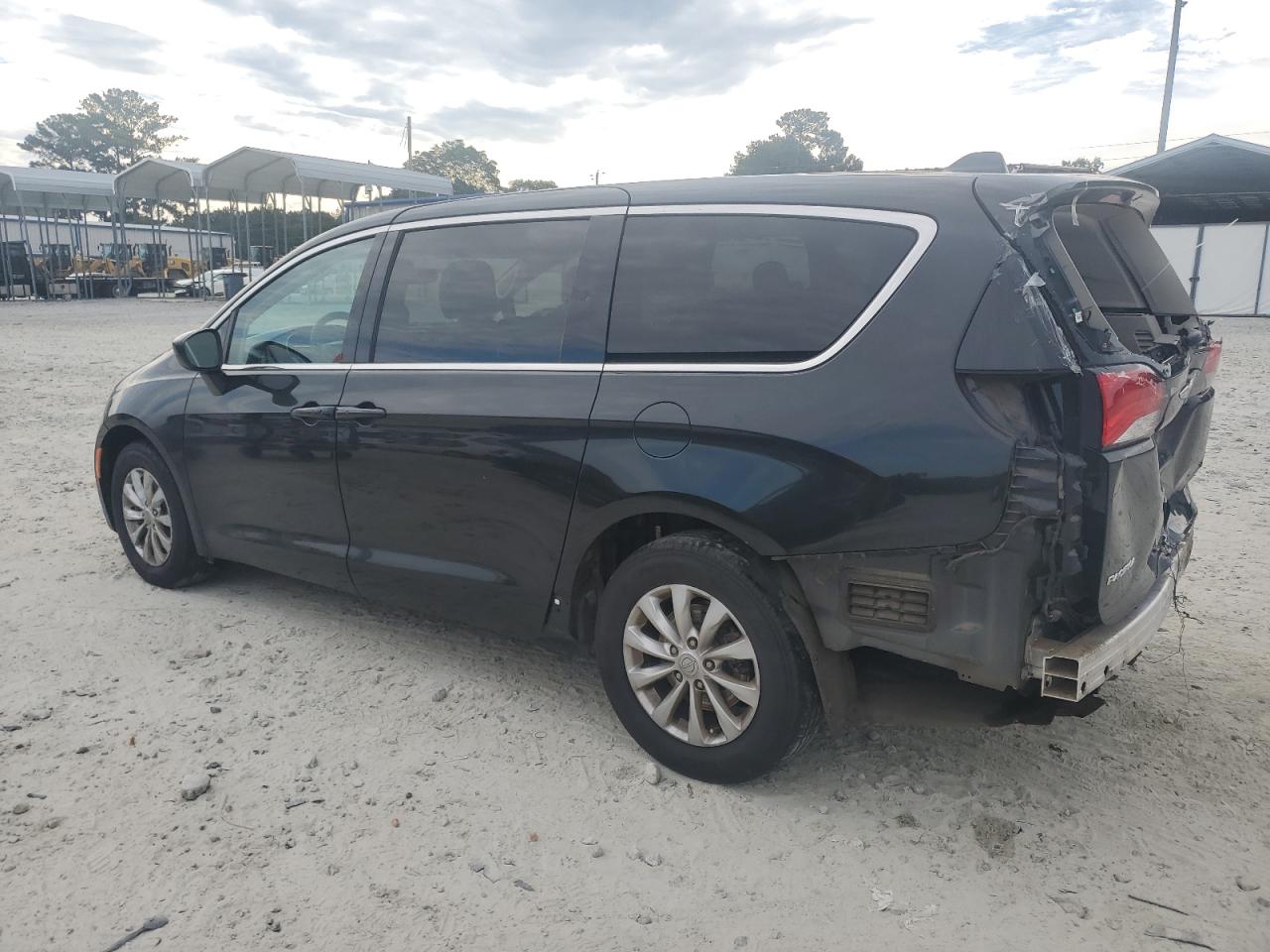 2017 Chrysler Pacifica Touring black null flexible 2C4RC1DG4HR520487 photo #3