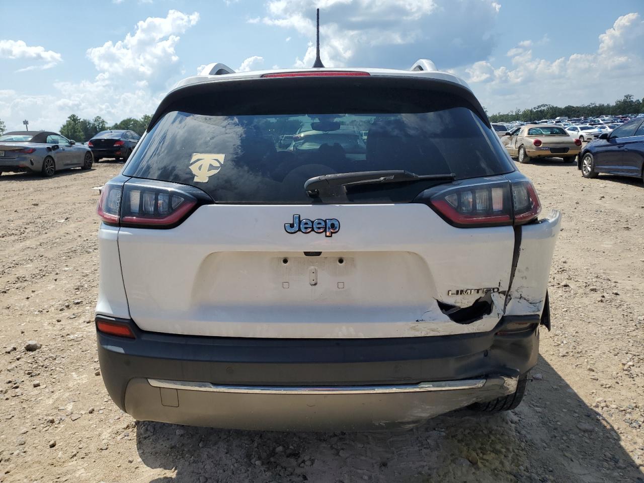 2019 Jeep Cherokee Limited VIN: 1C4PJLDBXKD300567 Lot: 68641725