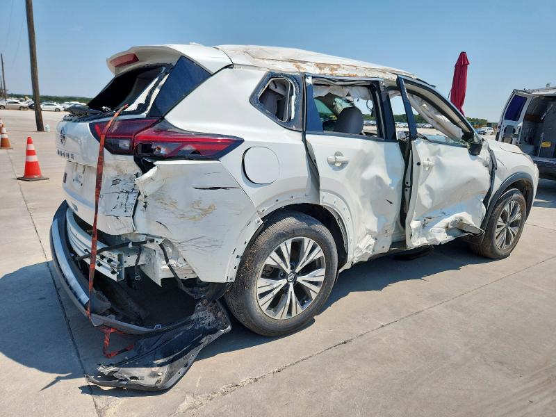  NISSAN ROGUE 2021 Белы