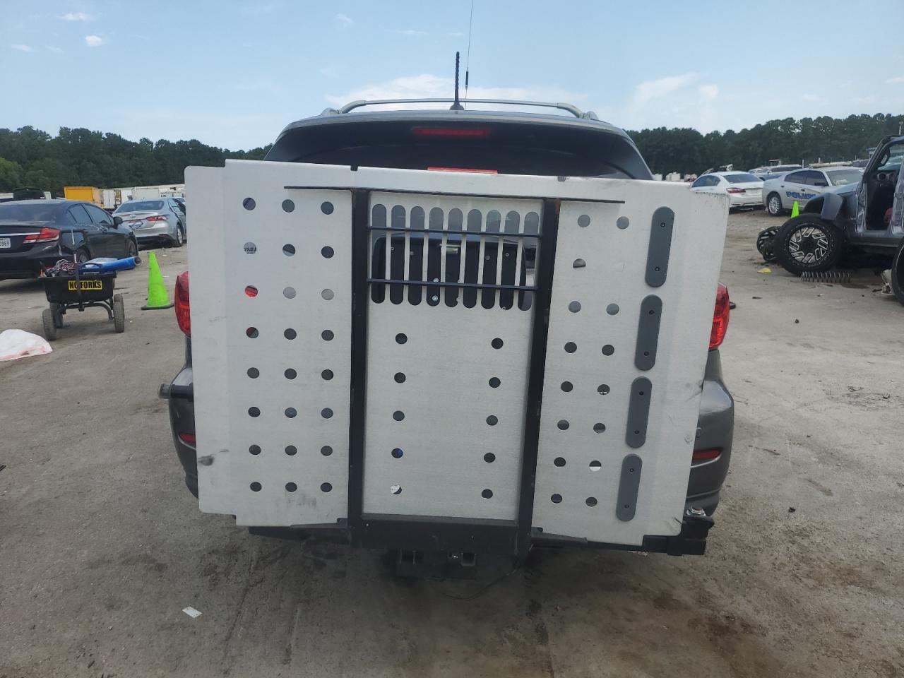 2018 Nissan Pathfinder S VIN: 5N1DR2MN8JC655561 Lot: 68703415