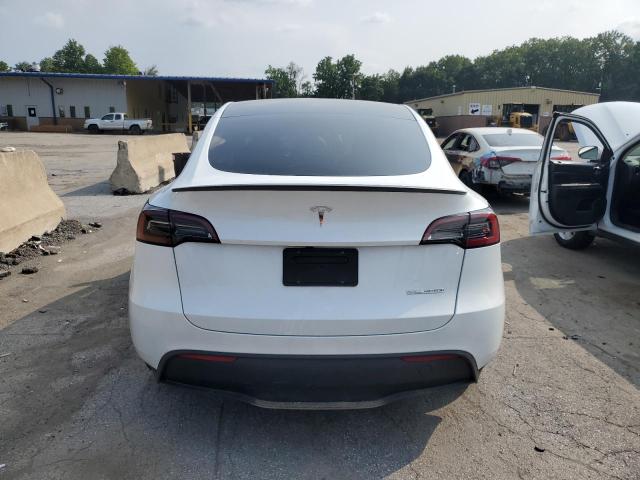 TESLA MODEL Y 2024 White