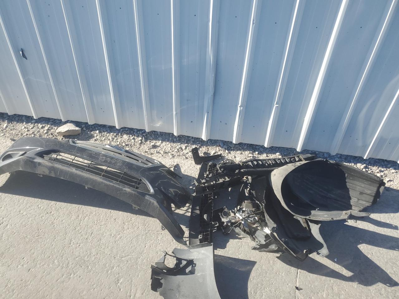 2017 Subaru Legacy 2.5I Premium VIN: 4S3BNAC68H3037453 Lot: 67621285