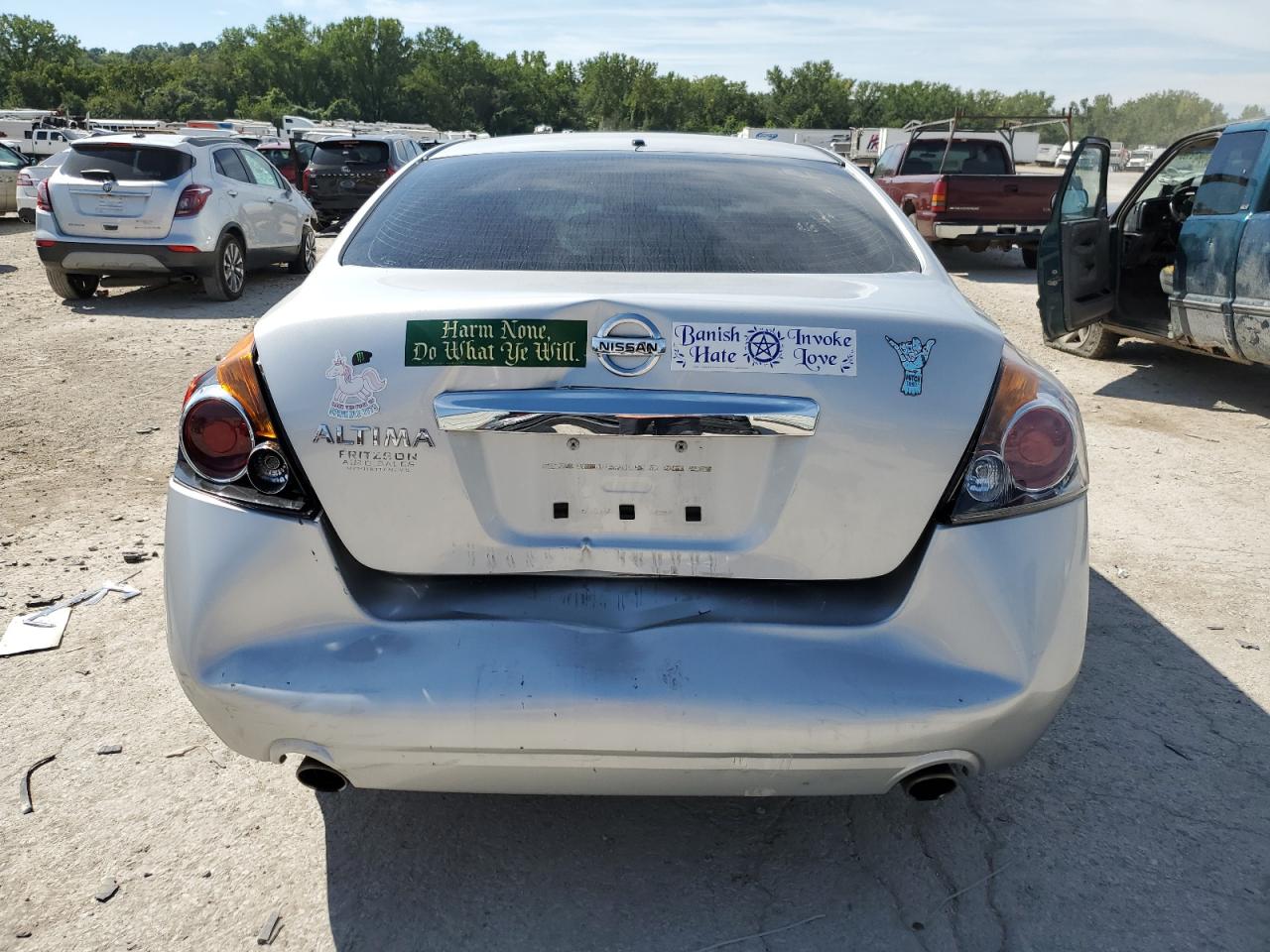 2011 Nissan Altima Base VIN: 1N4AL2AP5BN497982 Lot: 70699655