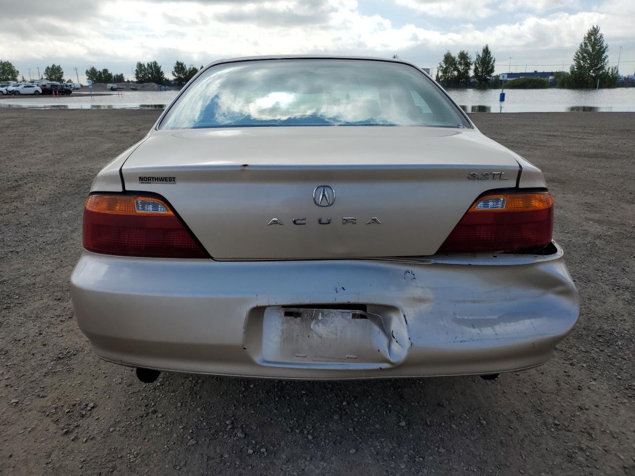 2000 Acura 3.2Tl VIN: 19UUA5664YA806759 Lot: 68923405