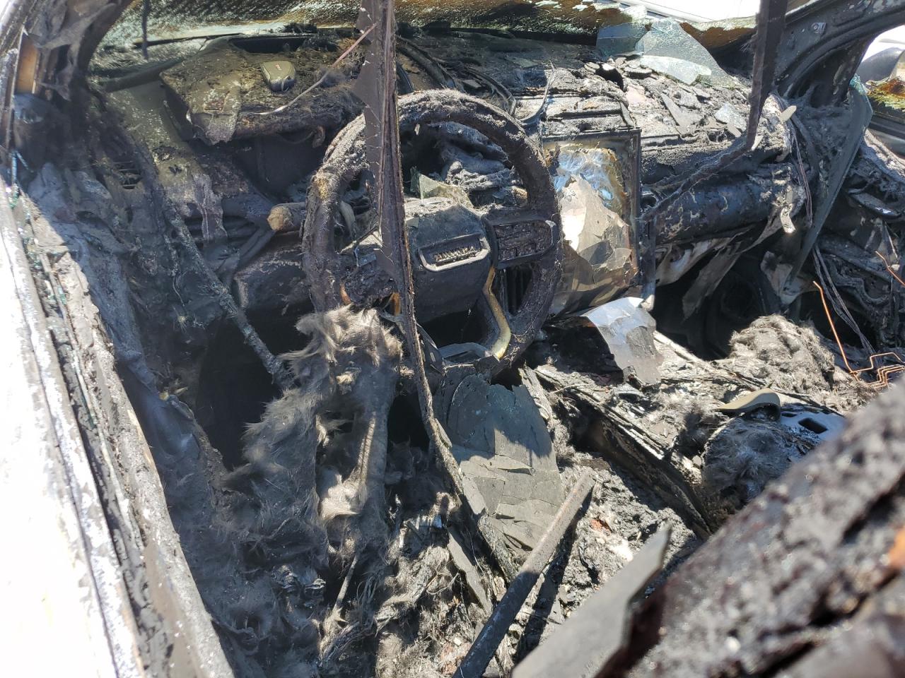 2024 GMC Acadia Denali VIN: 1GKENLKSXRJ223973 Lot: 69348645