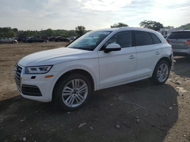  AUDI Q5 2018 Белы