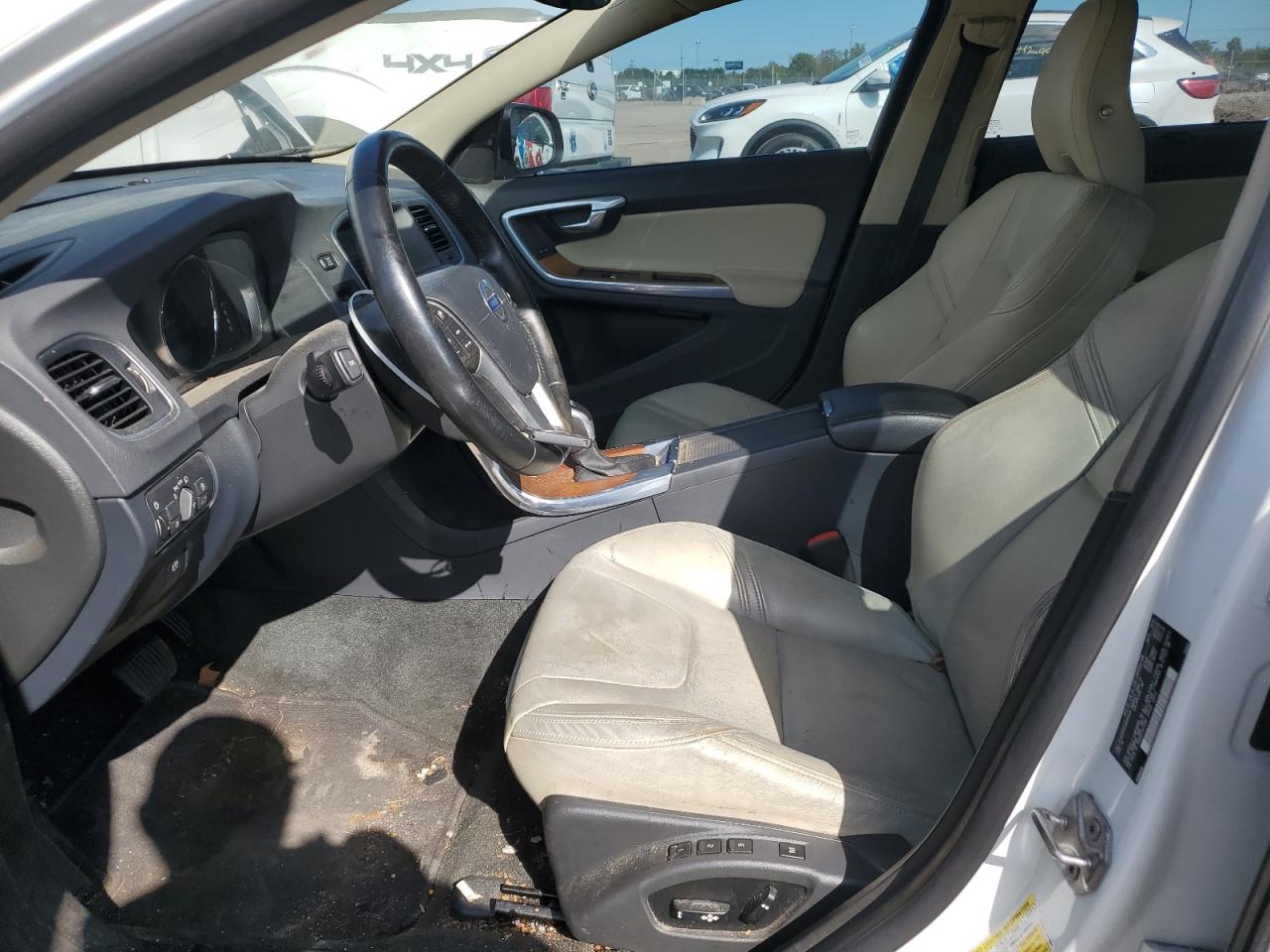 2016 Volvo S60 Platinum VIN: LYV402FM7GB101444 Lot: 69925385