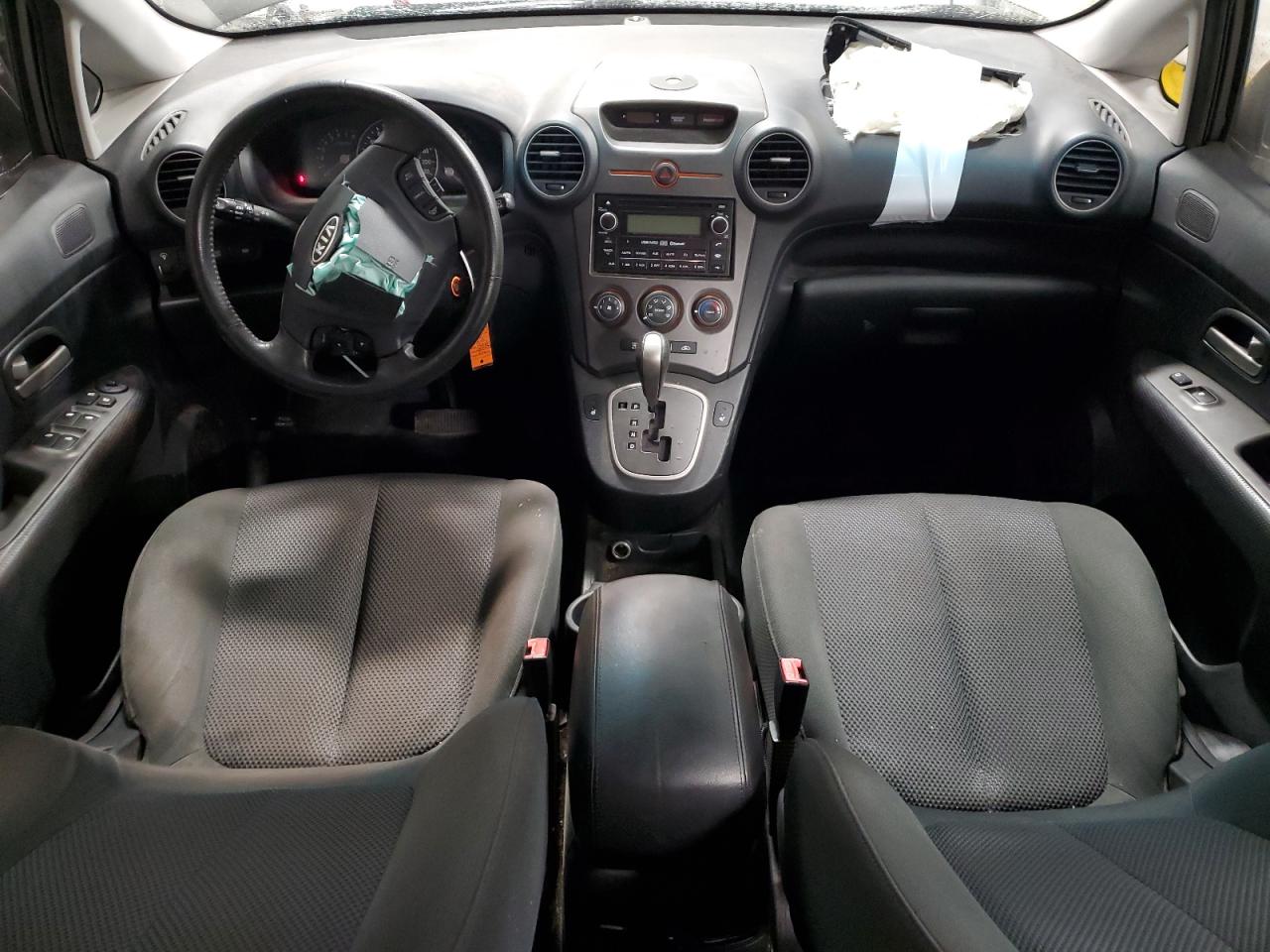 2009 Kia Rondo Base VIN: KNAFG528297285775 Lot: 68818525