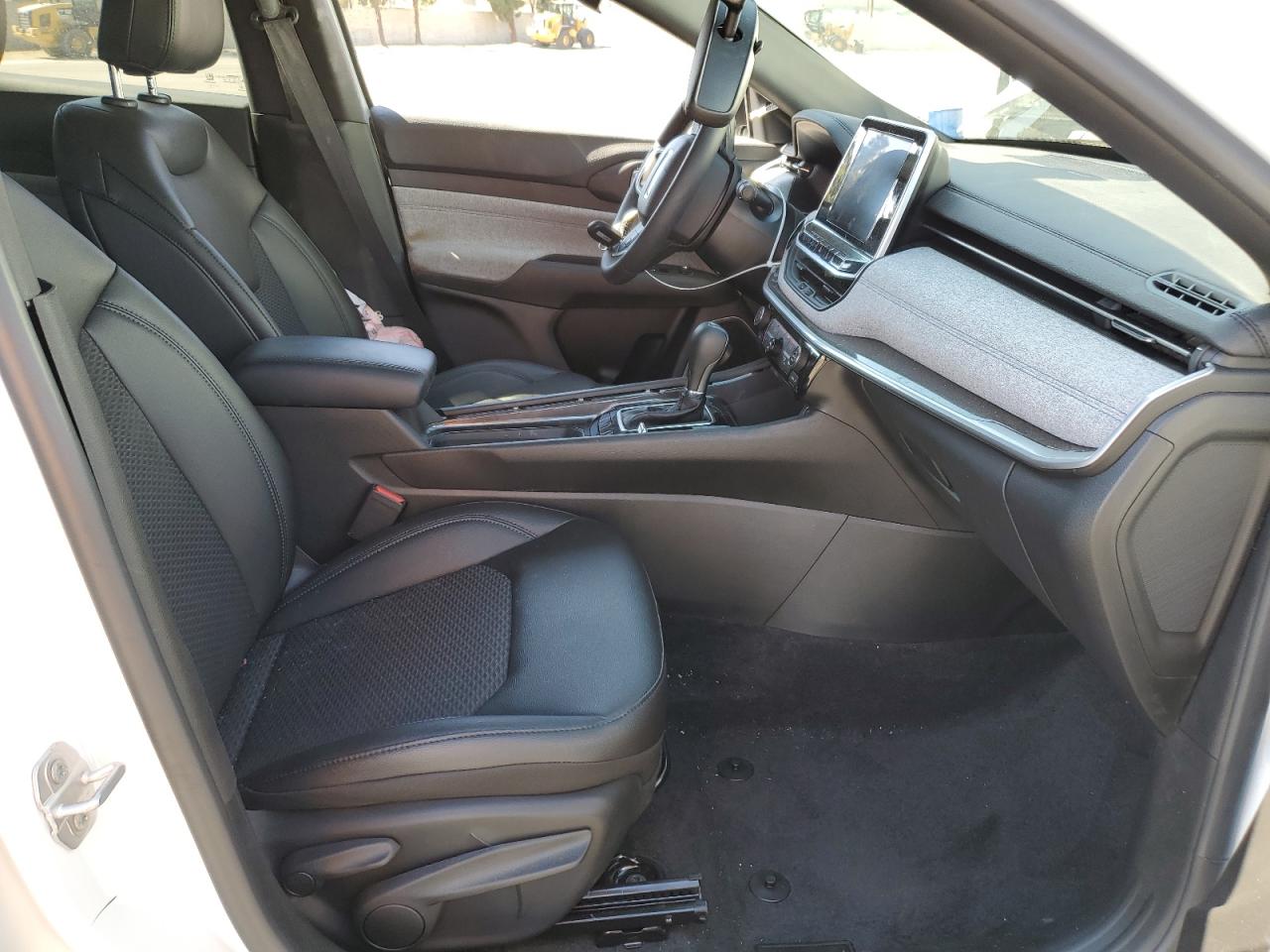 2025 Jeep Compass Latitude VIN: 3C4NJDBN8ST608972 Lot: 69315845