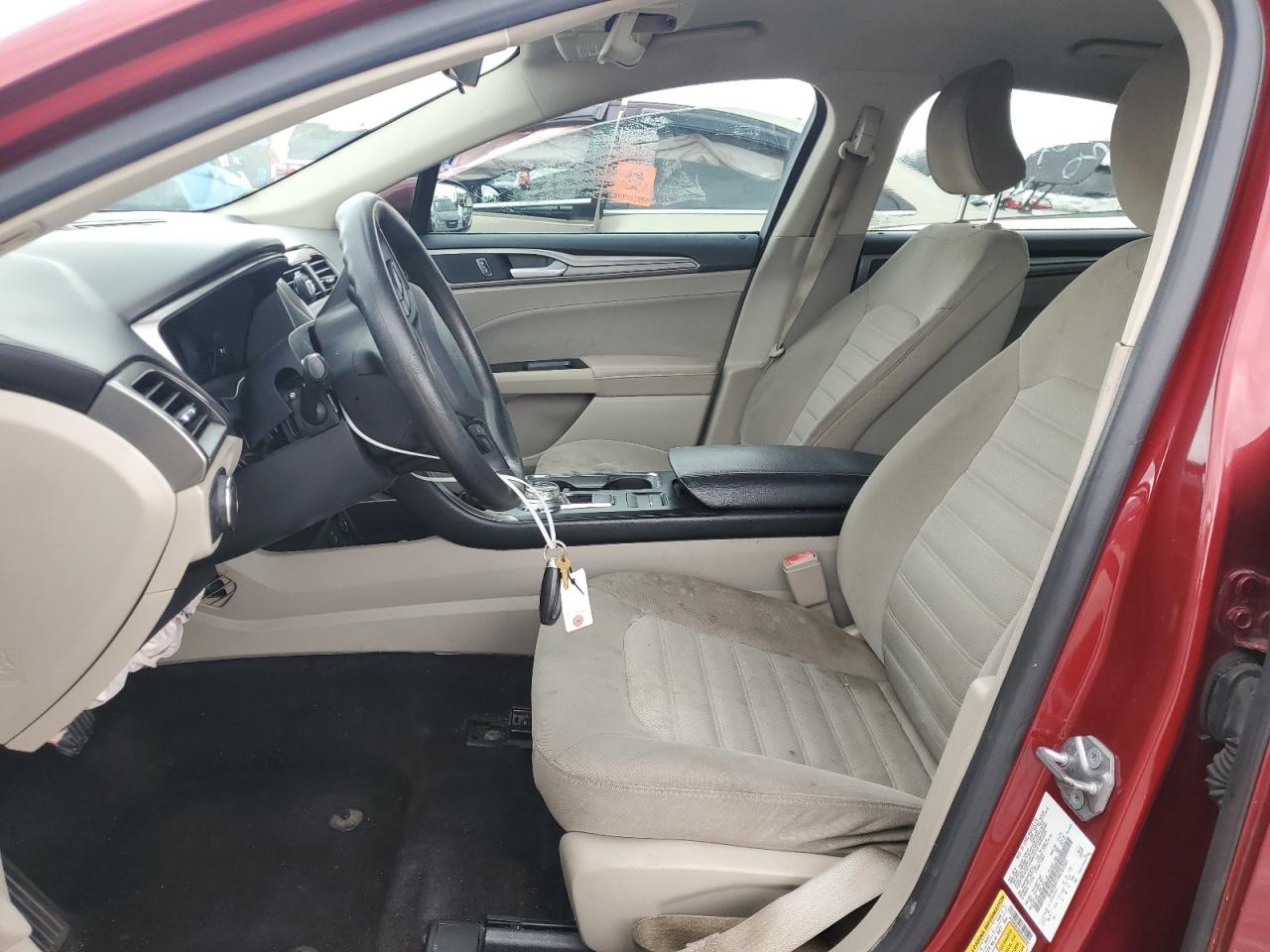 2017 Ford Fusion Se VIN: 3FA6P0H7XHR184260 Lot: 69816895