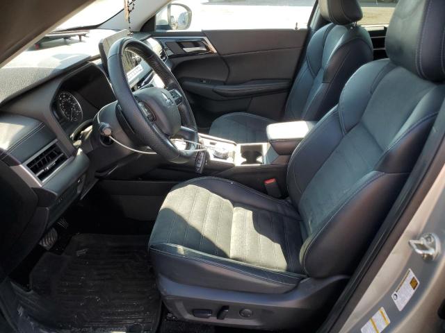  MITSUBISHI OUTLANDER 2022 Srebrny