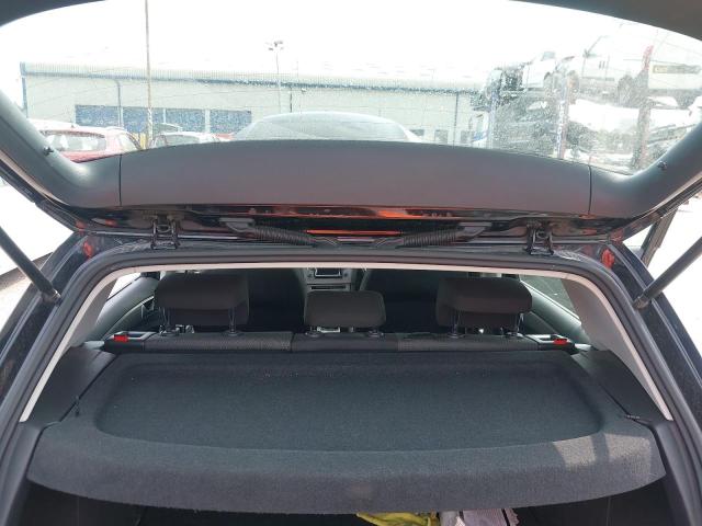 2013 VOLKSWAGEN GOLF SE BL