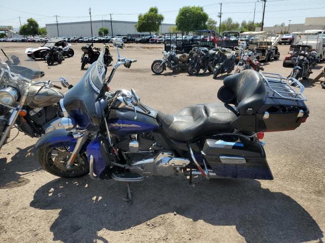 2011 HARLEY-DAVIDSON FLHTCUSE6   