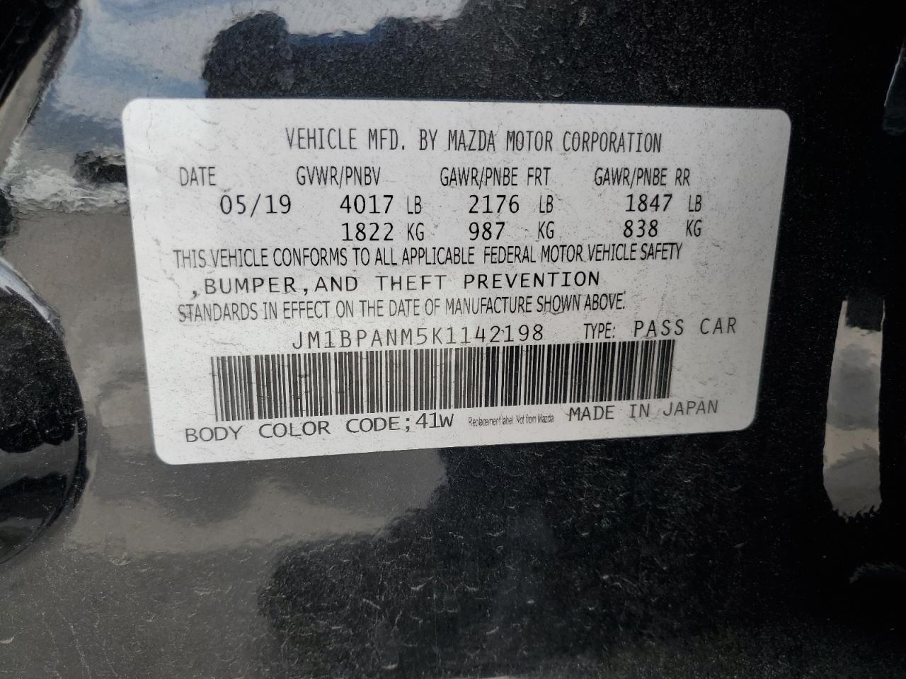 2019 Mazda 3 Premium VIN: JM1BPANM5K1142198 Lot: 69961035